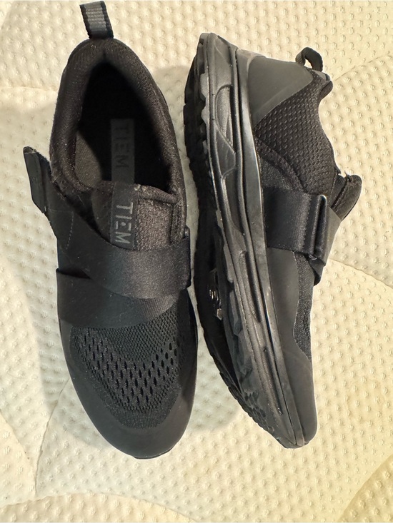 tiem Shoes - TIEM size 9 cycle shoes